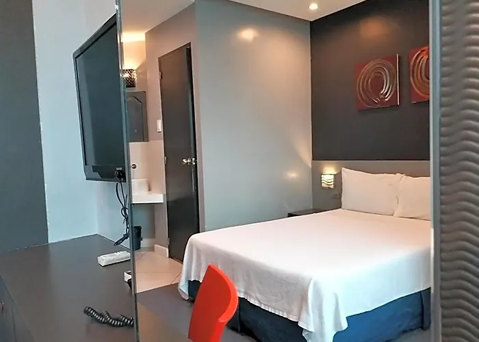 Leez Malate 2*